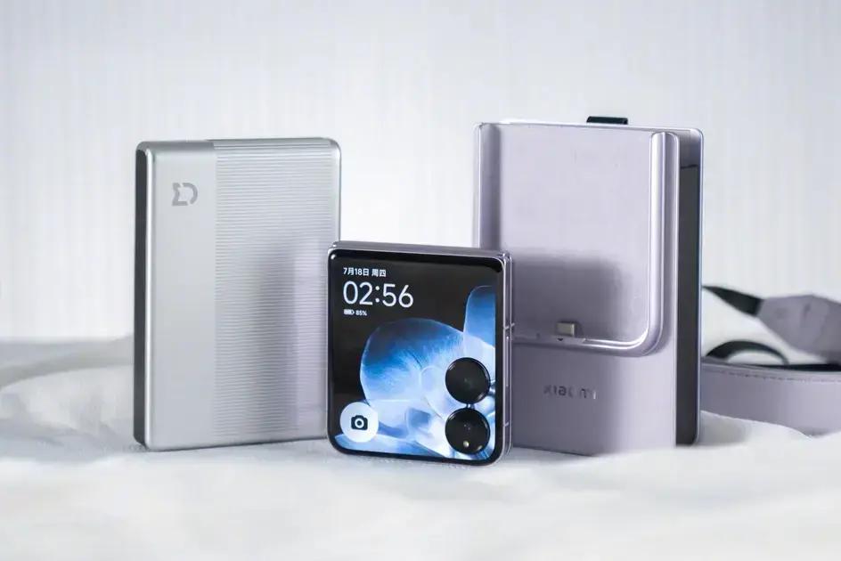 Xiaomi MIX Flip 2