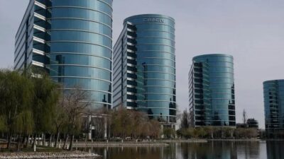 Oracle valoriza 36% e Larry Ellison empata com Elon Musk como o mais rico do mundo