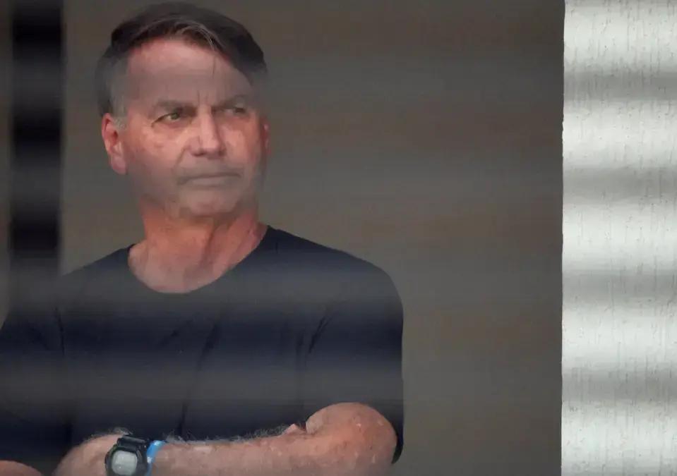 Bolsonaro condenado tensiona relações entre Brasil e EUA, mas rating do país permanece estável