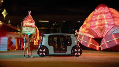 Zoox, da Amazon, inicia corridas gratuitas com carros autônomos em Las Vegas (EUA)