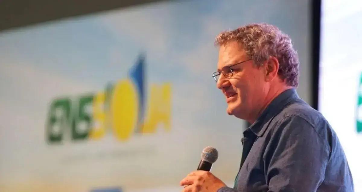 Brasil deve investir em agricultura como a China, diz Marcos Jank