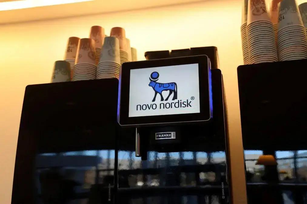 Novo Nordisk determina retorno de funcionários ao trabalho presencial