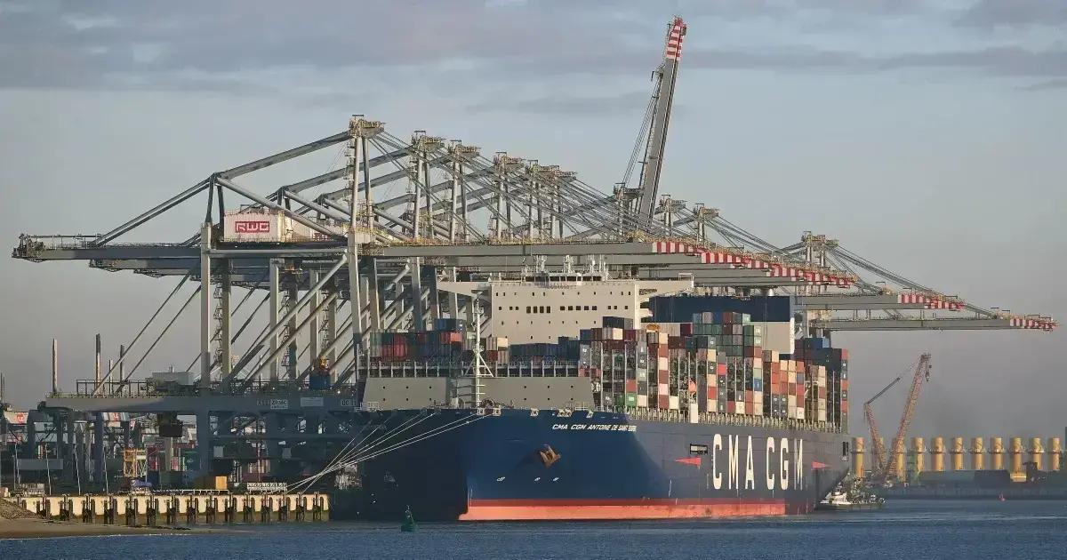 CMA Terminals conclui aquisição de R$ 5,23 bilhões e fecha capital da Santos Brasil