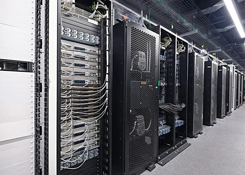 Produção de servidores AI da NVIDIA enfrenta alta demanda e desafios com fornecedor Quanta