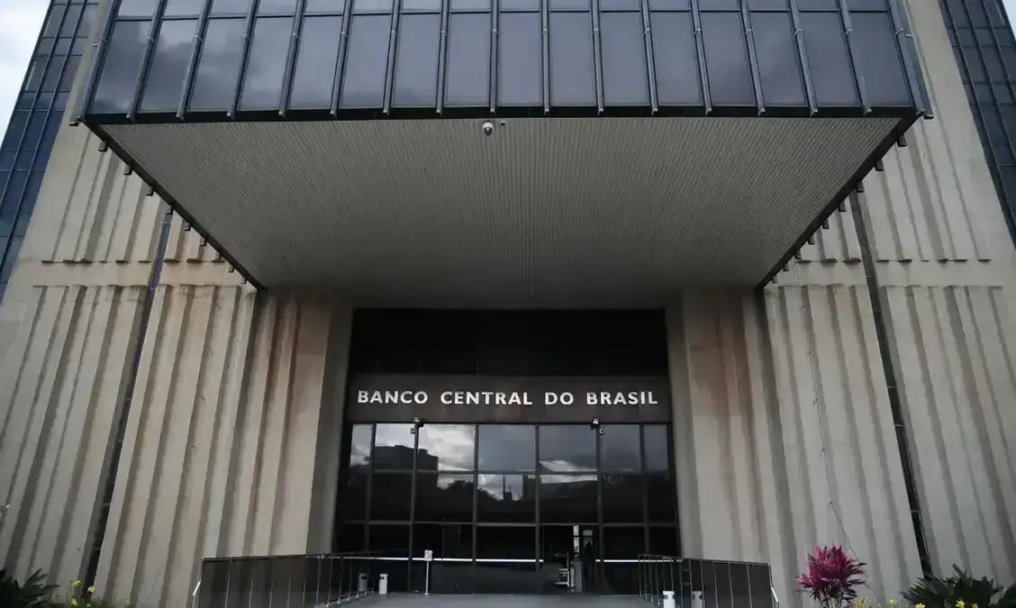 Banco Central determina que bancos rejeitem pagamentos para contas suspeitas de fraude