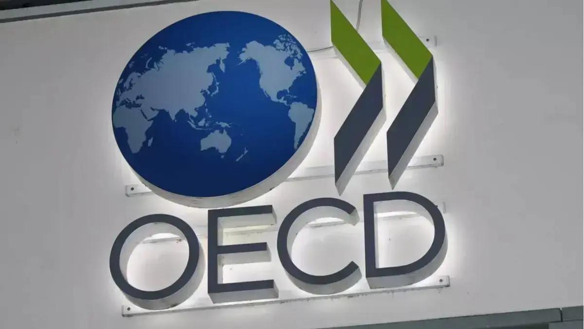 Taxa de desemprego na OCDE se mantém estável em 4,9% em julho, próxima do menor índice histórico