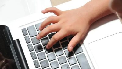 Pais podem ser responsabilizados pelo trabalho infantil na internet, alerta MPT
