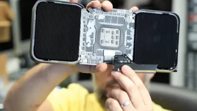 Placa RTX PRO 6000 de US$ 10 mil fica inutilizável por problema no conector PCIe