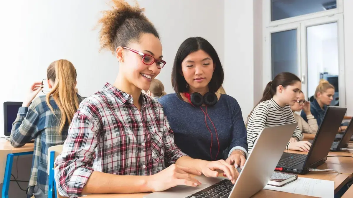 Zup inicia trilha gratuita de IA para mulheres e grupos minoritários